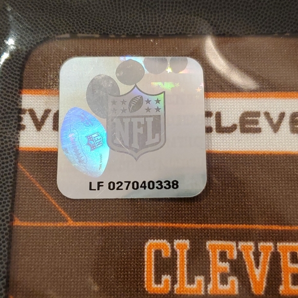 NEW Cleveland Browns Jumbo Stretchable Book Covers - Picture 9 of 9